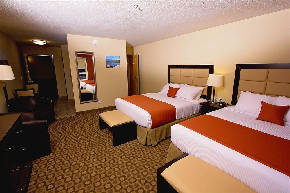 Service Plus Inns & Suites Drayton Valley Exterior photo
