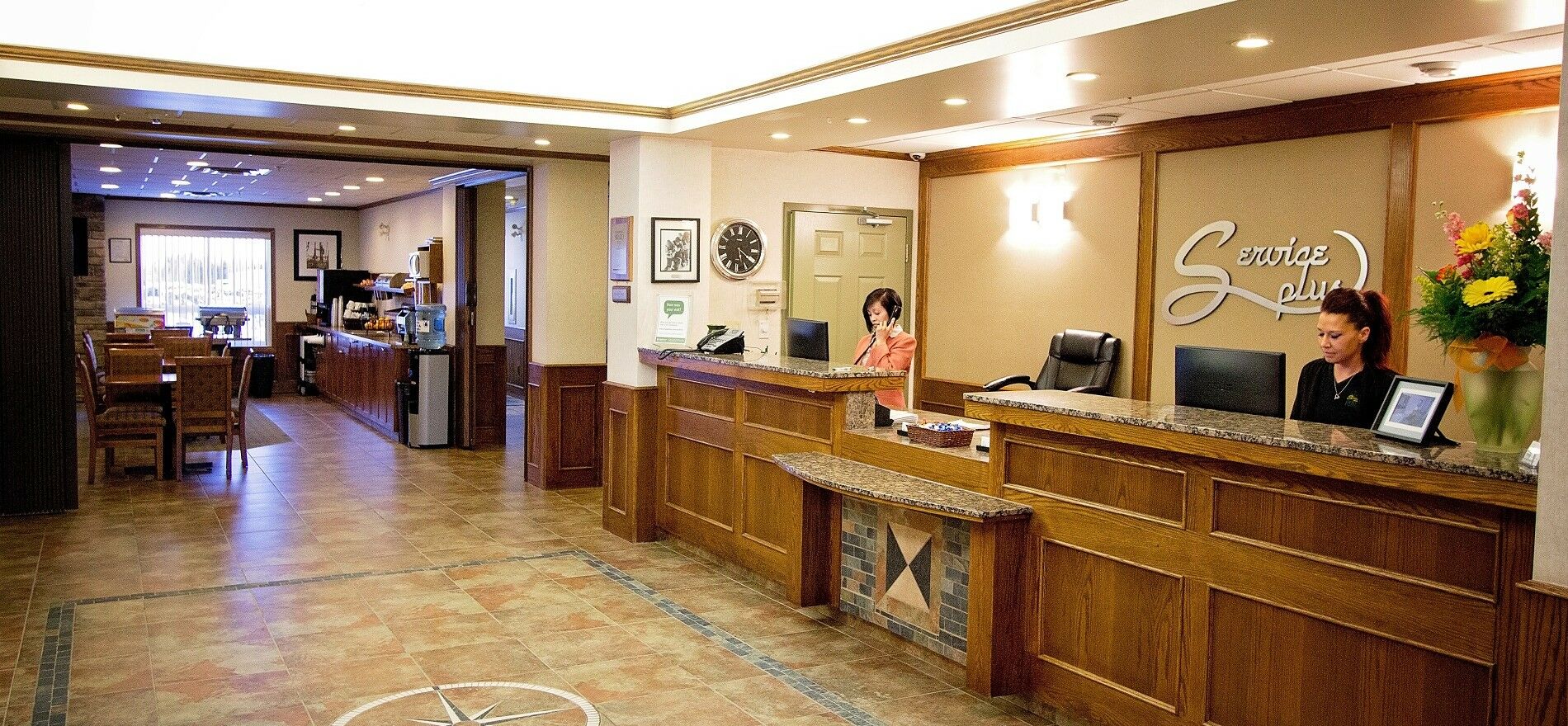Service Plus Inns & Suites Drayton Valley Exterior photo